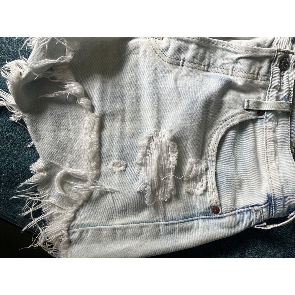 Levi's Premium Womens 501 Cut-Off Jean Shorts Size W 28 Blue Denim Button Fly Go - Picture 5 of 9
